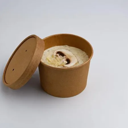 شوربة الدجاج والفطر بالكمأة